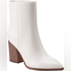 Sonoma White Heeled Boots